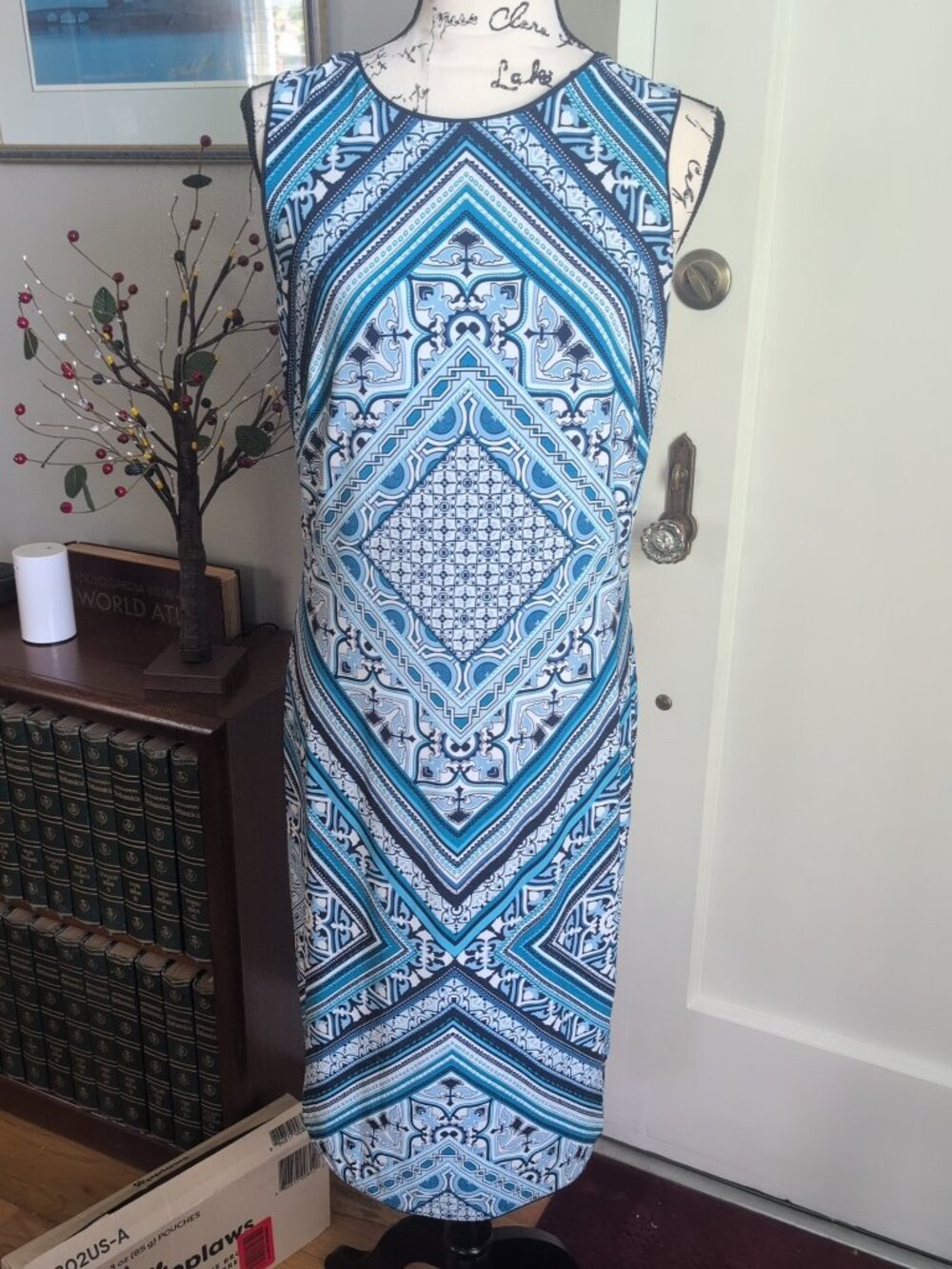 WHBM Reversible Blue Scarf Print Sheath Dress Sz M NWOT